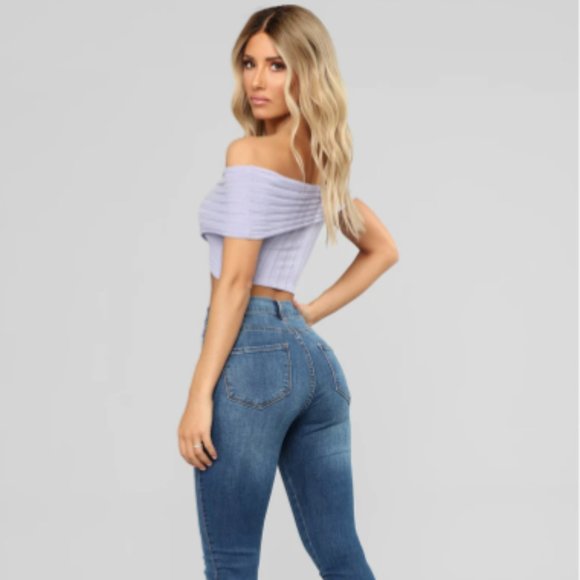 FashionNova Impossible To Love Top - Picture 4 of 4